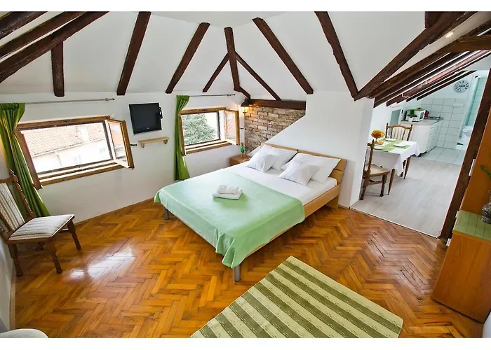 Romantic Loft Apartman *